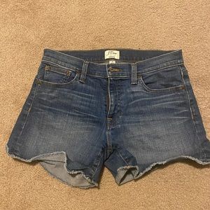 Size 27. Darker color. Good length